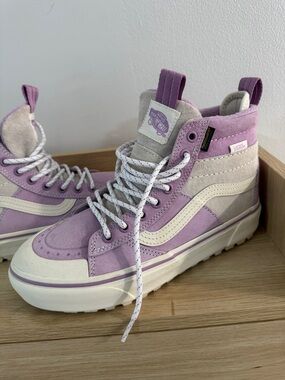 Vans hydroguard purple and white High-Top Sneakers
